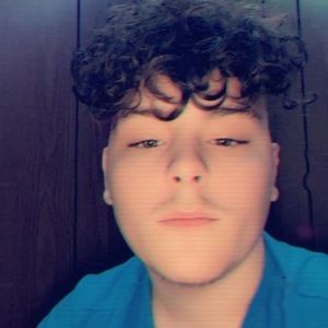 Meet your Posher, Lewis